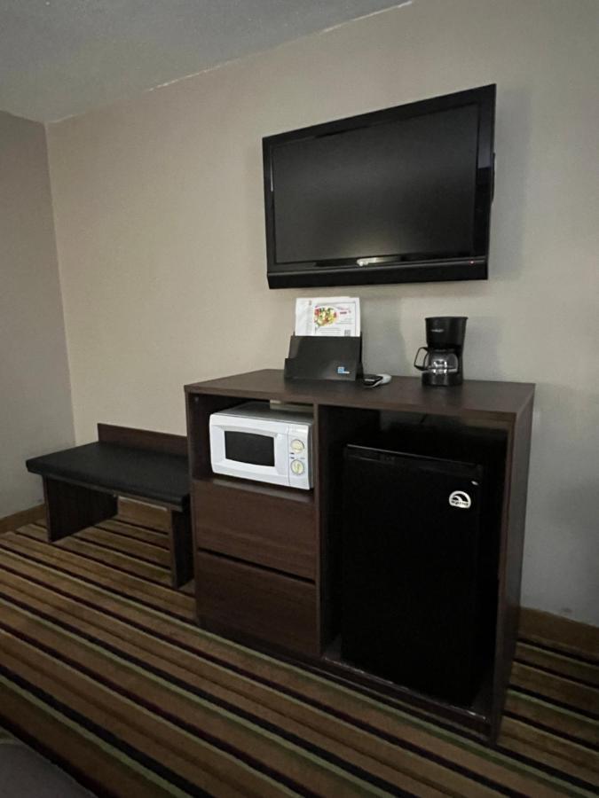 Hotel Super 8 By Wyndham Norcross/i-85 Atlanta